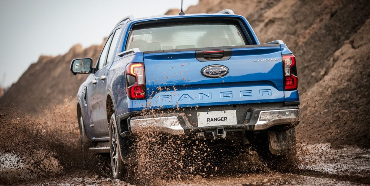 Faro exterior trasero Ford Ranger