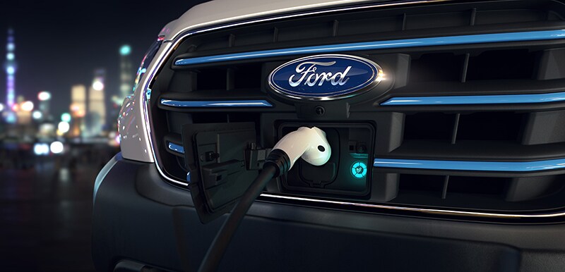 Ford se suma a la electromovilidad y presenta sus primeras unidades de E-Transit que ya circulan en Chile