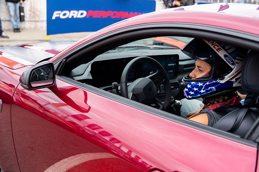 Ford Mustang Dark Horse