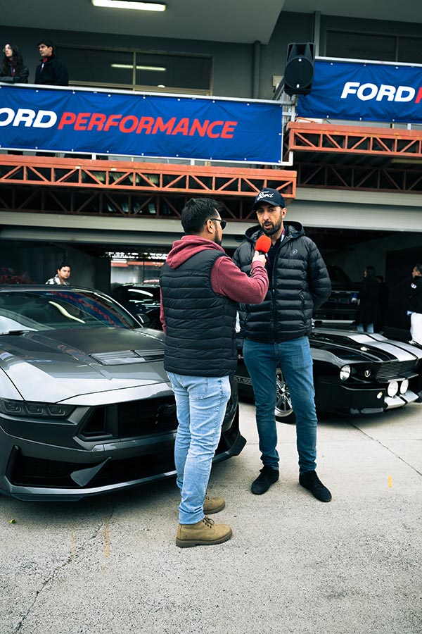 Ford Mustang Dark Horse
