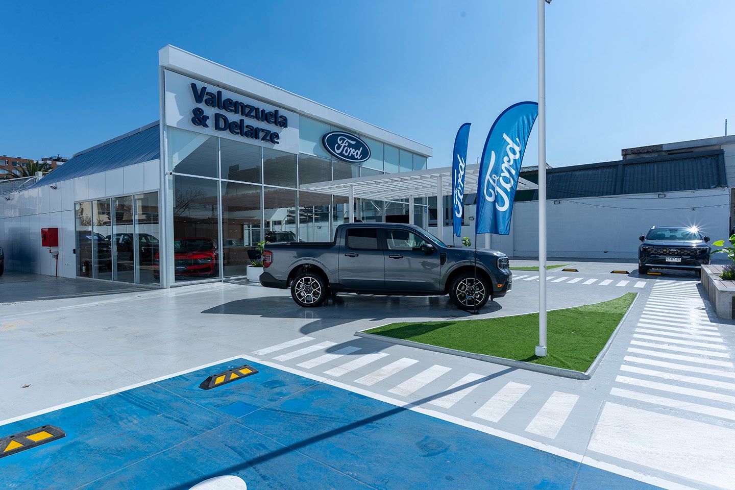 Ford amplía su presencia en Providencia 