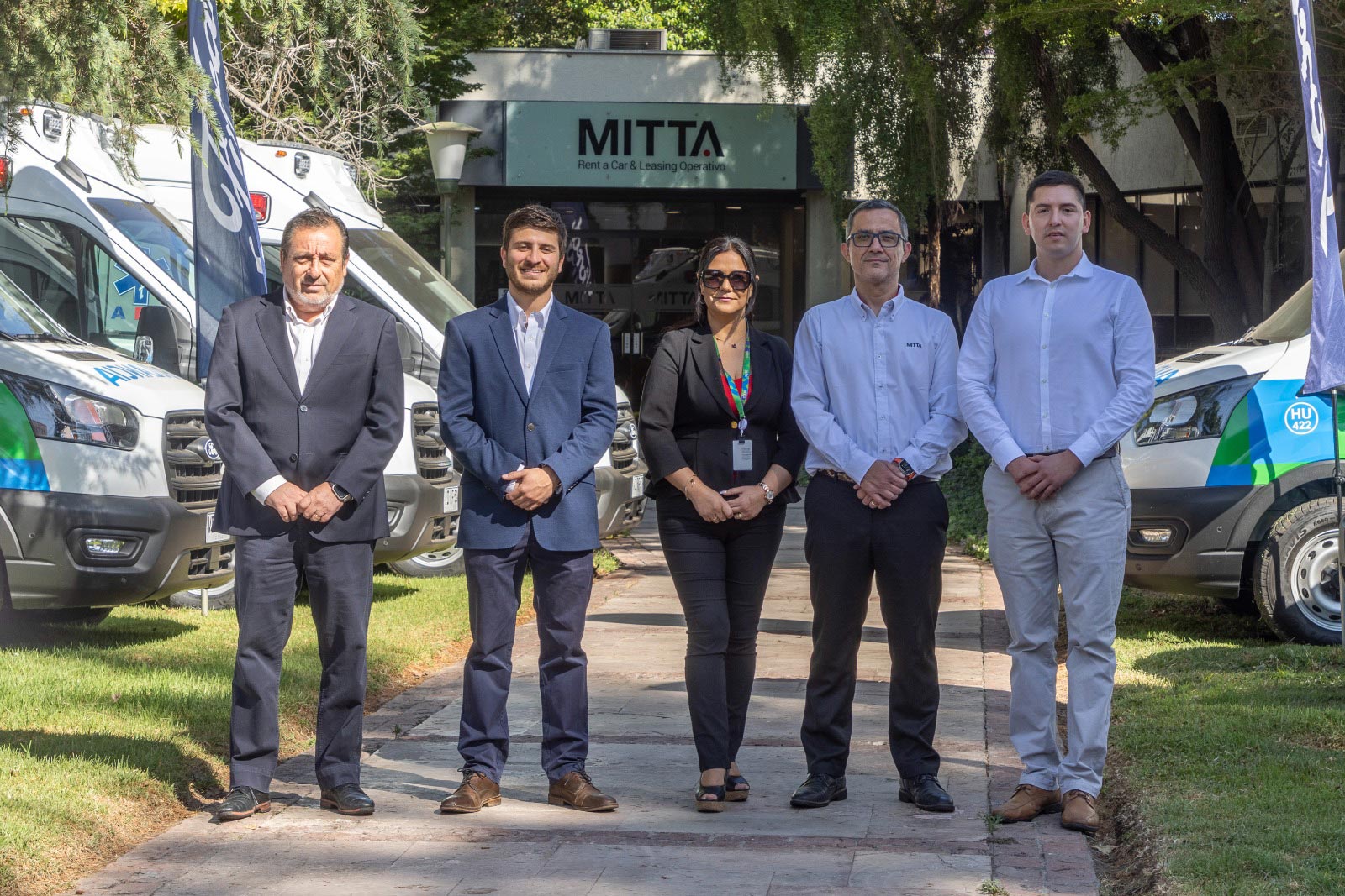 Ford Pro y MITTA entregan ambulancias a Achs Servicios para potenciar su red operativa de atención prehospitalaria 