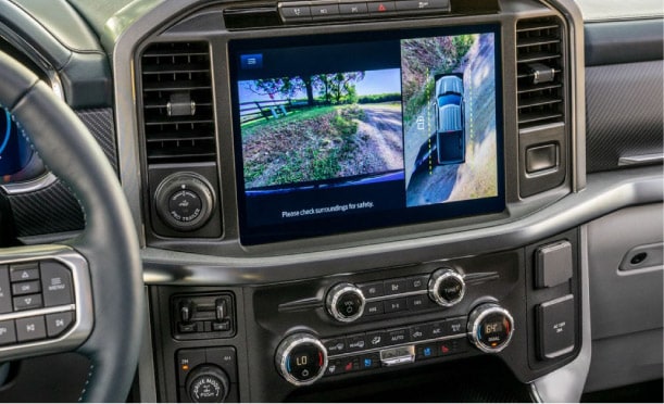 Pantalla de 12 pulgadas en el interior de Ford F-150 Híbrida