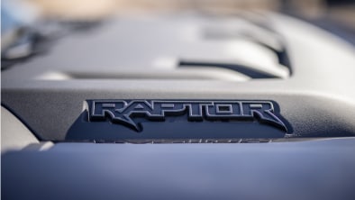 Primera plano del motor de la F-150 Raptor