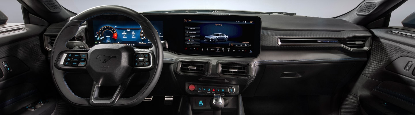Diseño interior del Mustang Dark Horse