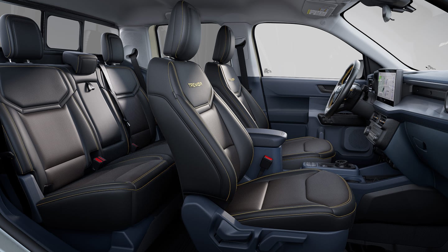 Asientos con tapiz negro de la Ford Maverick®